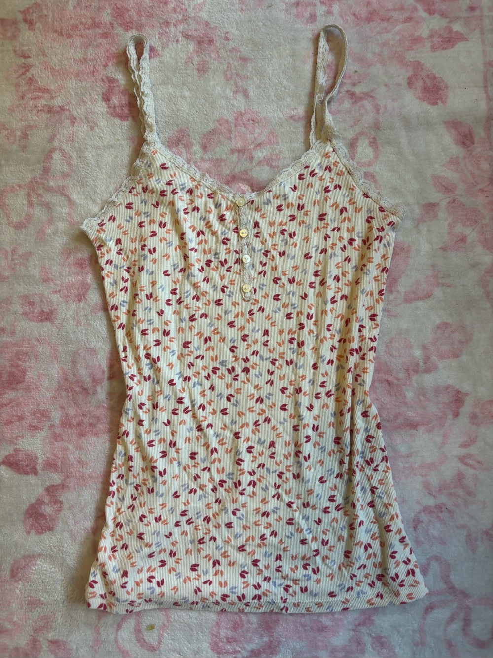 Old Navy vintage cottagecore floral cami top with small red & brown leafs